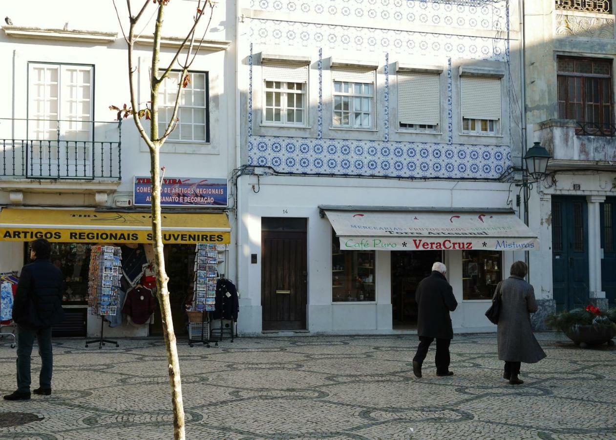 아베이루 Downtown Shelter - Casa Da Praca 아파트 외부 사진
